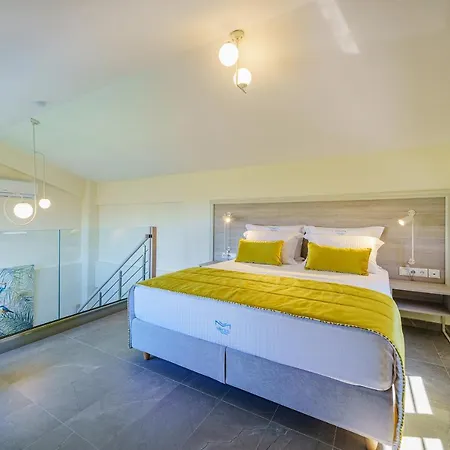 Miroes Apartment